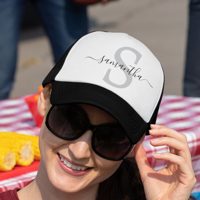 Monogram Initials Calligraphy Minimalistisch Truckerkappe (Von Creator hochgeladen)