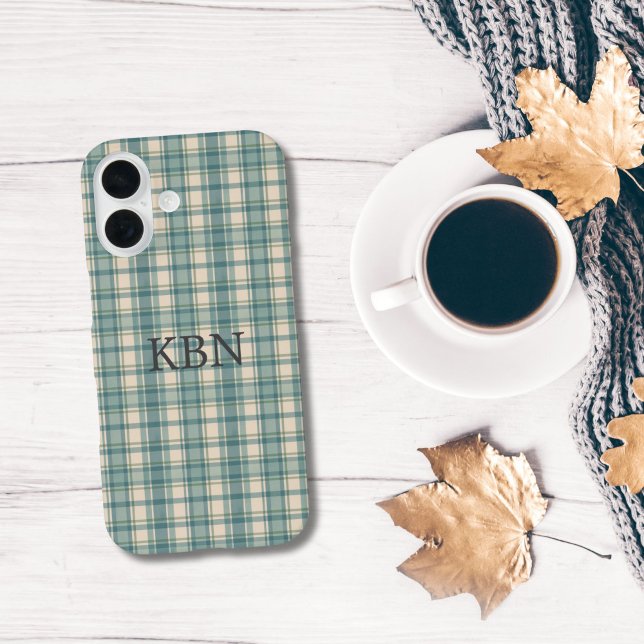 Monogram Initials Green Blue Beige Kariert Tartan Case-Mate iPhone Hülle (Monogrammed initials green blue beige tartan buffalo plaid iPhone case. Gray Initials.)