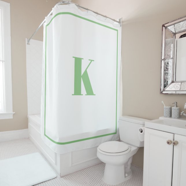 Monogram Initials Individuelle Name Sage Green Whi Duschvorhang (Beispiel)