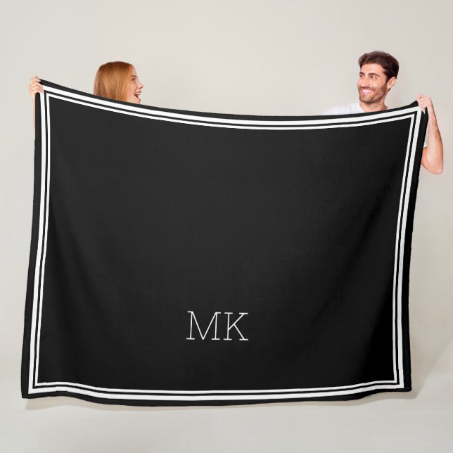 Monogram Initials Modern Minimal Frame Black White Fleecedecke (Beispiel)