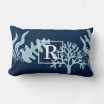 Monogram-Kissen im Beach House
