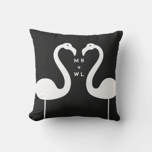 Monogram Kissing Flamingos Black Outdoor Pillow Kissen Für Draußen