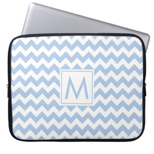 Monogram Light Blue White Zickzack Stripe Muster Laptopschutzhülle
