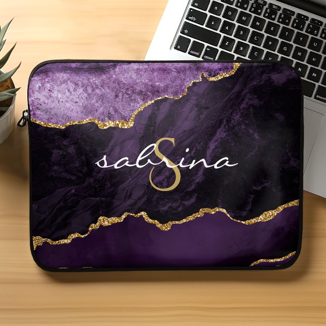 Monogram Lila Gold Agate Geode Laptopschutzhülle (Von Creator hochgeladen)