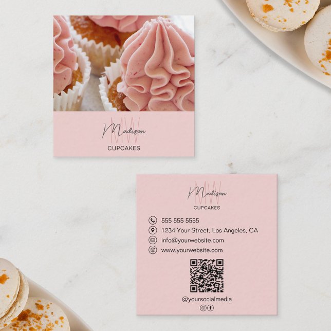 Monogram Logo Bakery Foto QR Pink Business Quadratische Visitenkarte (Monogram Logo Bakery Photo QR Pink Busines Square Business Card)