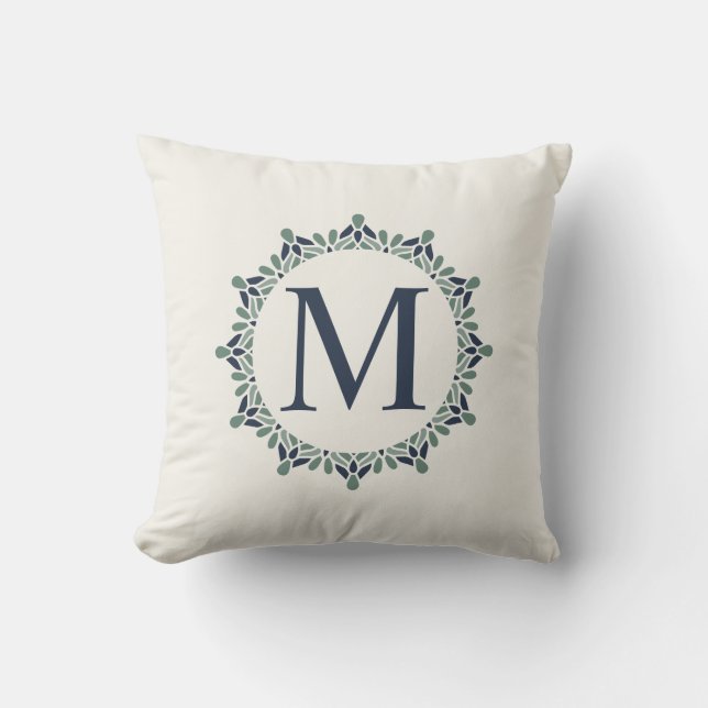 Monogram Mandala Green Navy Throw Kissen (Vorderseite)