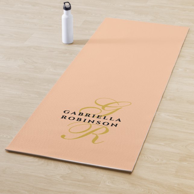 Monogram Minimalist Peach Gold Black Stylish Chic Yogamatte (Beispiel)