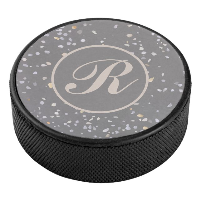 Monogram Modern Gray Terrazzo Eishockey Puck (3/4)
