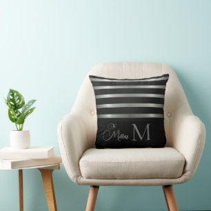 Monogram, Modern Silver Strips, Familienname Kissen