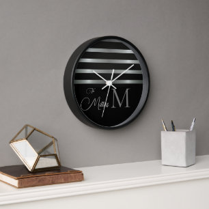Monogram, Modern Silver Strips, Familienname Uhr