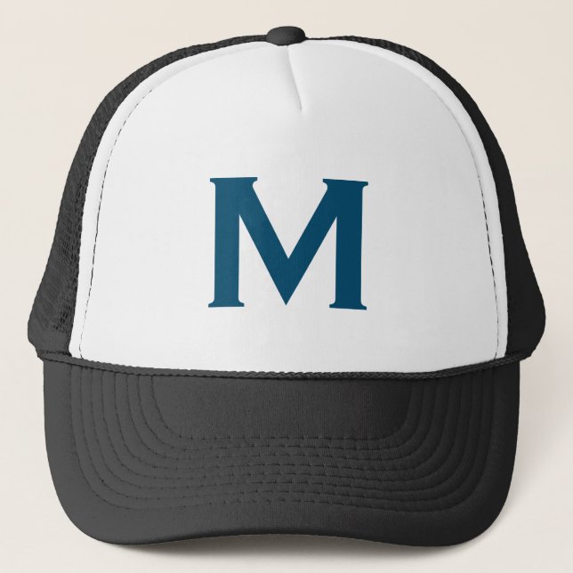 Monogram Modern Simple Classic Blue Truckerkappe (Vorderseite)