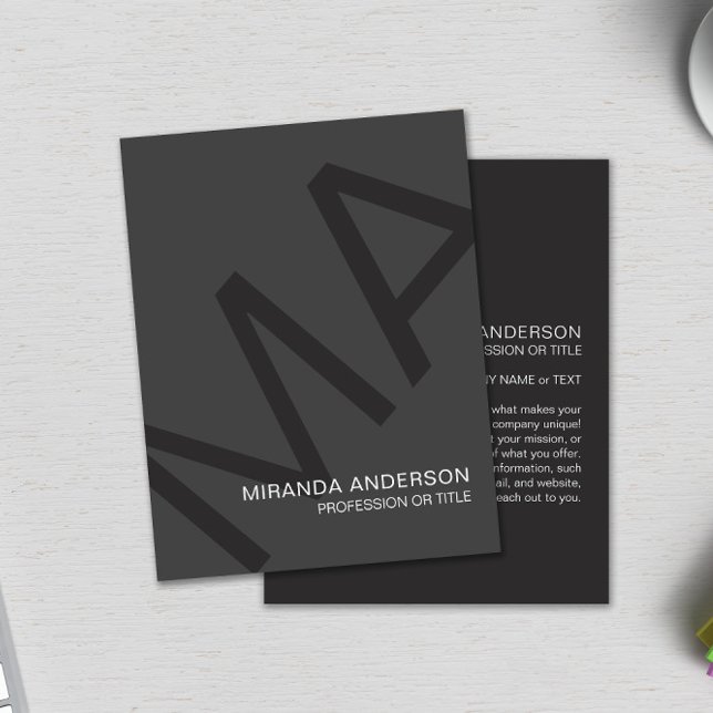 Monogram Moderne Fette Typografie Professionell  Flyer (Von Creator hochgeladen)