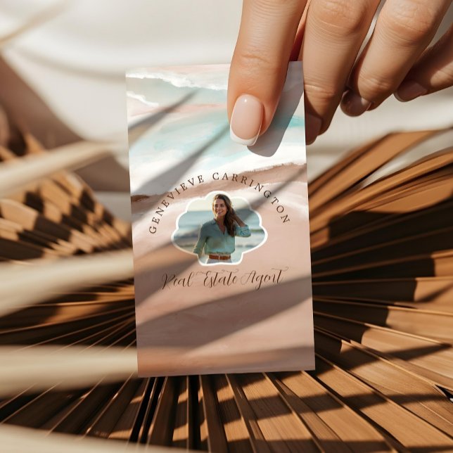 Monogram Muschel Costal Property Foto Real Anwesen Visitenkarte (Watercolor Costal Beach Shoreline Real Estate Business Card (Front))