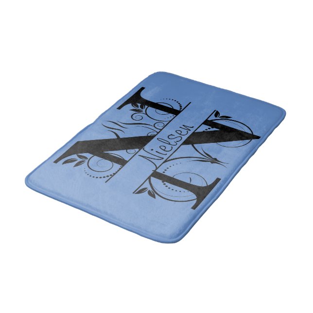 Monogram N Initial Bath, Kitchen Mat Choose Color Badematte (Schrägansicht)