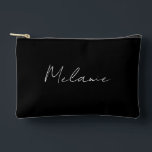 Monogram Name Eleganto Modern Black Zubehörtasche<br><div class="desc">Monogram Name Elegant Modernes Black Accessory Pouch. Stilvoll personalisieren Sie mit Ihrem individuelle Name.</div>