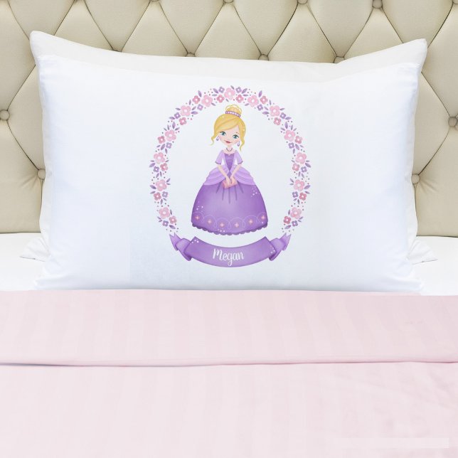 Monogram Name Girl Princess Pillowcase Kissenbezug (A cute girls purple princess pillowcase. Personalize it with your girls name. So cute for her bed.)