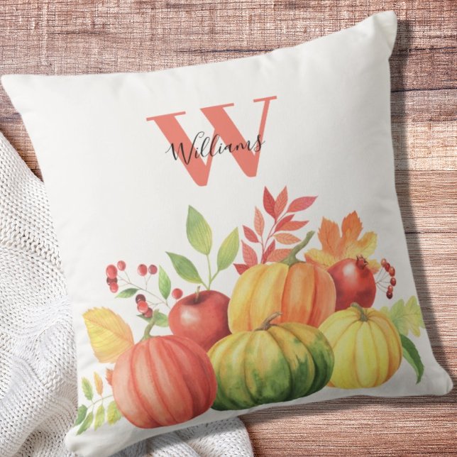 Monogram Name Pumpkin Autumn Throw Pillow Kissen (Von Creator hochgeladen)