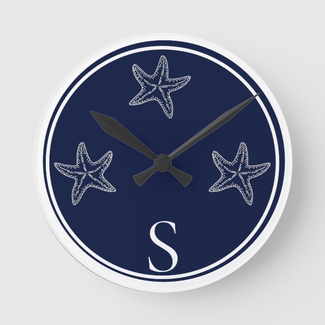Monogram Nautic White Navy Blue Starfish Beach Runde Wanduhr (Vorderseite)