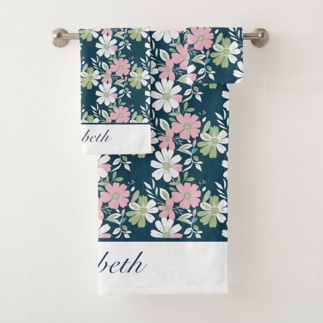Monogram Navy Pink Green White Floral Blume Badhandtuch Set (Insitu)