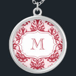 Monogram Pendant Initials Necklace Red Damask Versilberte Kette<br><div class="desc">Monogram Pendant Initials Nekklace Red Damask. Personalisiertes Weihnachtsbild Pendant Moderne Niedliche Ketten mit rotem Damast-Muster und elegantem Label. Personalisieren Sie diesen Anhänger mit Ihrem eigenen Text,  Monogramm,  Initialen,  Datum,  um ein einzigartiges Weihnachtsgeschenk für Ihre Familie und Freunde zu schaffen! Ändern Sie einfach den Text in Ihren Text!:)</div>