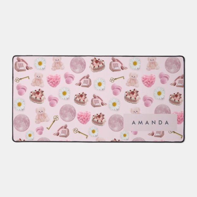 Monogram Personalisiert Coquette Pink Moon Feminin Schreibtischunterlage (Vorderseite)