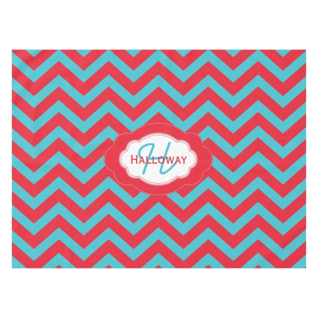 Monogram Red and Blue Zickzack Christmas Tableclou Tischdecke (Vorderseite (Horizontal))