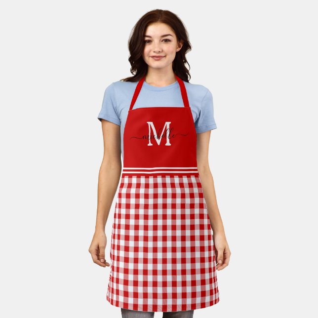 Monogram Red White Gingham Black Name Schürze (Getragen)