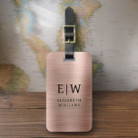 Monogram Rose Gold Pink Pinsel Metallic Elegant Gepäckanhänger<br><div class="desc">Mit diesem ausgeklügelten Accessoire präsentieren wir Ihnen unsere Monogram Brushed Metallic Elegant Luggage Tag: Erhöhen Sie Ihr Reiseerlebnis. Dieses Gepäckanhänger aus gebürstetem Metall strahlt Eleganz und Stil aus. Das Monogramm-Design verleiht Ihrem Gepäck eine personalisierte Touch, die es Ihnen erleichtert, Ihr Gepäck zu identifizieren und gleichzeitig eine Touch an Eleganz zu...</div>