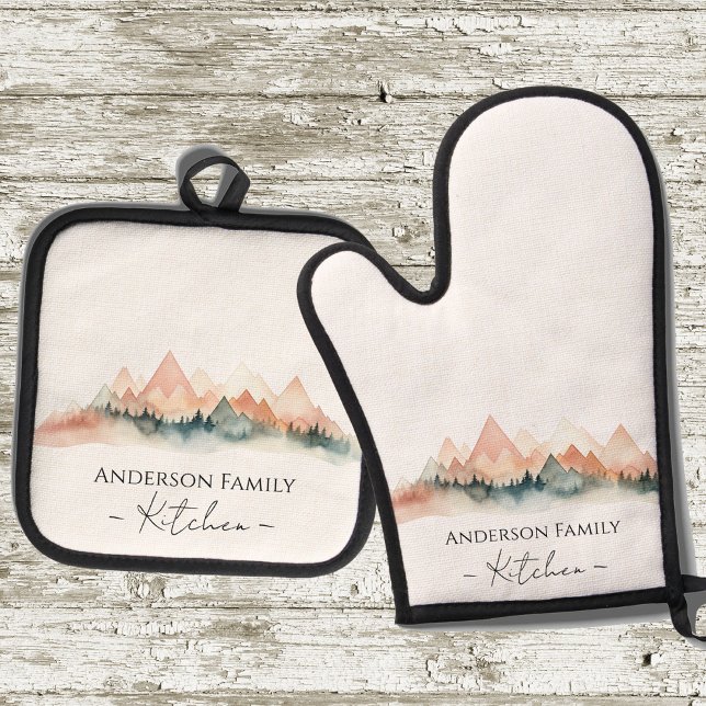 Monogram Rustic Watercolor Mountains Ofenhandschuh & Topflappen-Set (Von Creator hochgeladen)