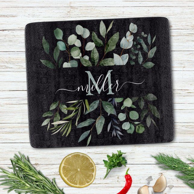 Monogram Sage Green Eucalyptus Greenerenerenerity  Schneidebrett (In situ)