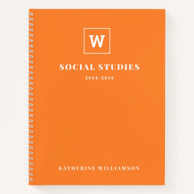 Monogram School Subject Student Orange Individuell Notizbuch (Vorderseite)