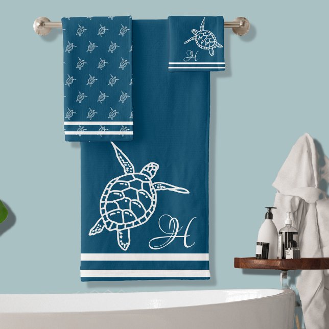 Monogram Sea Turtle Peacock Blue Nausea Coastal Badhandtuch Set (Von Creator hochgeladen)