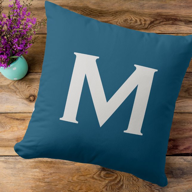 Monogram Simple Elegante Modern Blue Kissen (Von Creator hochgeladen)