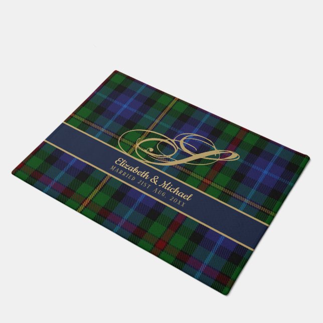 Monogram Smith Tartan Blue Green Gold Newlyweds Fußmatte (Schrägansicht)