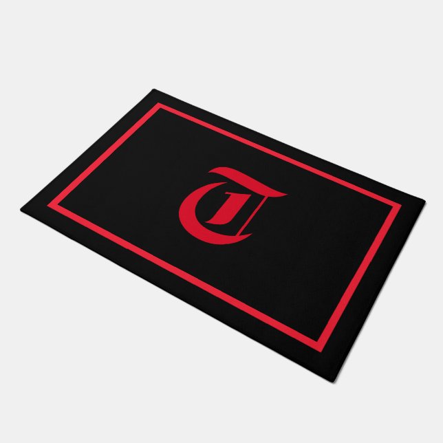 Monogram T Old English Trim Doormat Fußmatte (Schrägansicht)