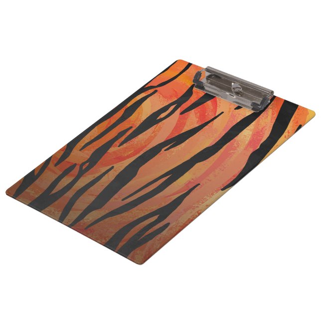 Monogram Tiger Hot Orange und Schwarz Print Muster Klemmbrett (Schrägansicht)