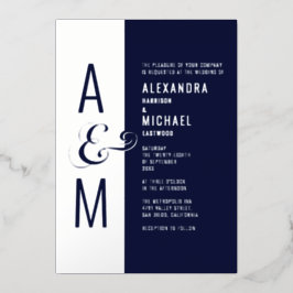 Monogram Typografie Navy Blue Silver Wedding Folieneinladung