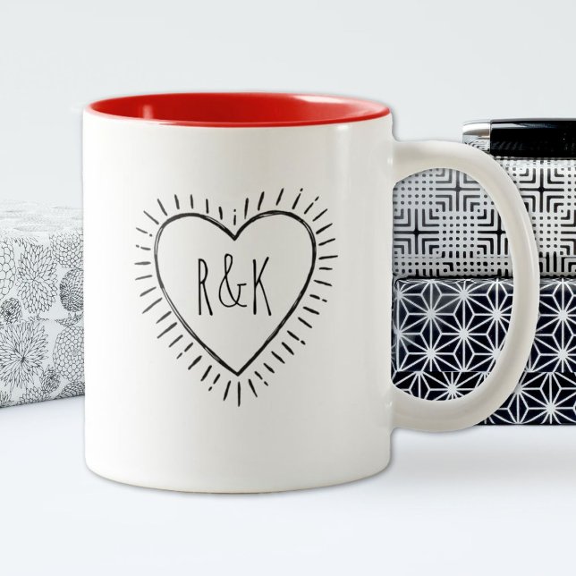 Monogram Valentinstag Heart Coffee Tasse (A modern monogram heart  Valentines Day mug, Personalize it with your initials.)