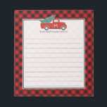 Monogram Vintag Red Truck and Treffalo Kariert Notizblock<br><div class="desc">Monogram Weihnachtsgeschichten Notizblock in Rot und Schwarz zeigt unseren Vintagen roten LKW, der einen Weihnachtsbaum auf einem Büffel karierte Muster mit anpassbarem Text trägt! Dies ist eine wunderbare Weihnachtsgeschenkidee oder ein kleine Geschenk, und wäre als kleines Element zum Anfügen einer Geschenkkarte ideal. Weitere Farbschemata sowie Koordinaten sind in diesem Design...</div>