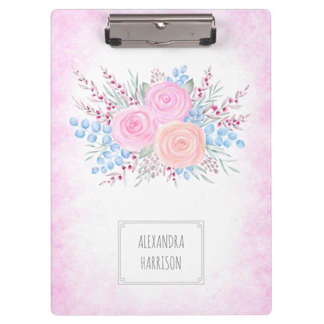Monogram Watercolor Bouquet Pink Roses Blue Blätte Klemmbrett (Vorderseite)