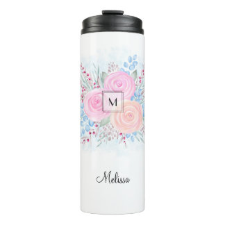 Monogram Watercolor Bouquet Pink Roses Blue Blätte Thermosbecher