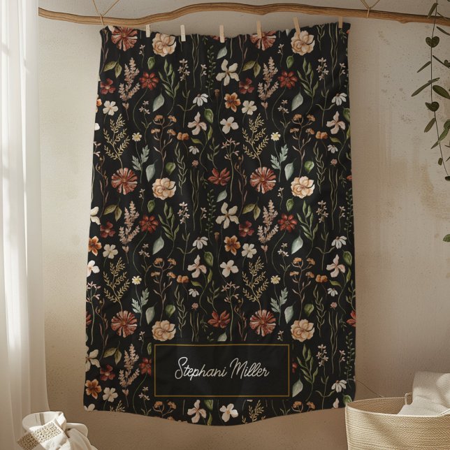 Monogram Watercolor Wildflower Floral Botanical Fleecedecke (In situ)