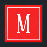 Monogram White auf dem Red Square Magnet<br><div class="desc">Ein quadratischer Magnet mit einem weißen Monogramm auf einem roten Hintergrund. Passen Sie den Magneten mit Ihren eigenen Initialen oder Initialen,  Farben,  unter anderem mit anderen Optionen an.</div>