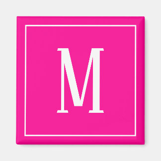 Monogram White auf Hot Pink Square Magnet