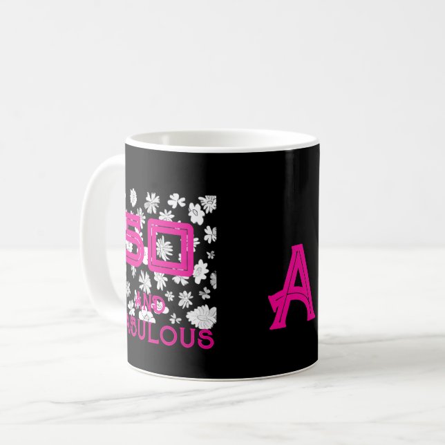 Monogramm 50 und fabelhaftes Schwarz-weißes Blumen Kaffeetasse (Vorderseite Links)