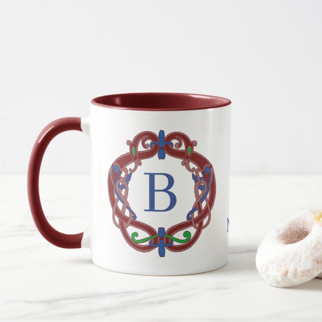 Monogramm Anfangsbuchstaben Name keltisches Design Tasse (Mit Donut)