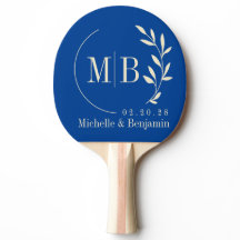 Monogramm aus königlichem Blatt für die Hochzeit i