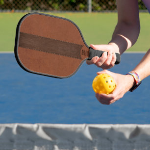 Monogramm aus zwei Tonen braunem Leder Textur Pickleball Schläger