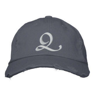 MONOGRAMM BESTICKTE KAPPE