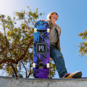 Monogramm blau lila Ombre Blatt cool trendy modern Skateboard